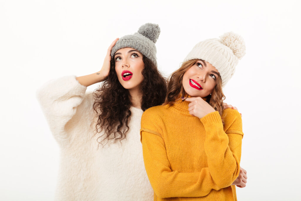 knit sweaters in winter trendy clothes